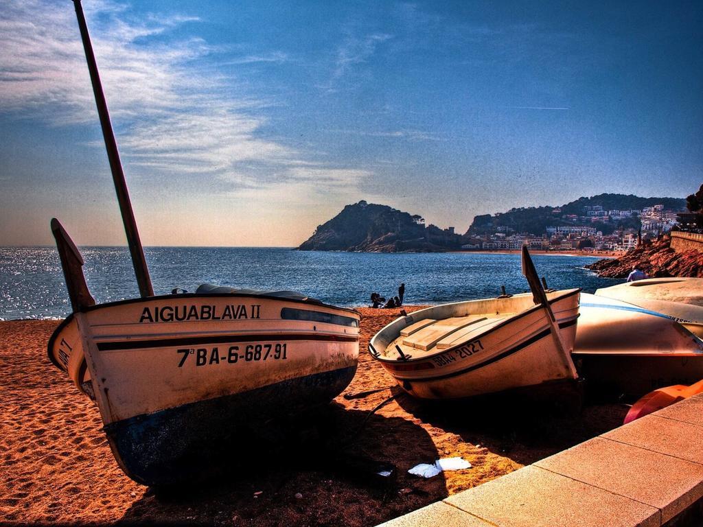 LETS HOLIDAYS SEA VIEWS APARTMENT in SA GABARRA Tossa de Mar Exterior foto