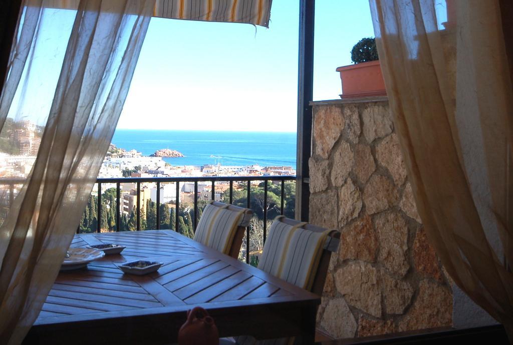LETS HOLIDAYS SEA VIEWS APARTMENT in SA GABARRA Tossa de Mar Exterior foto